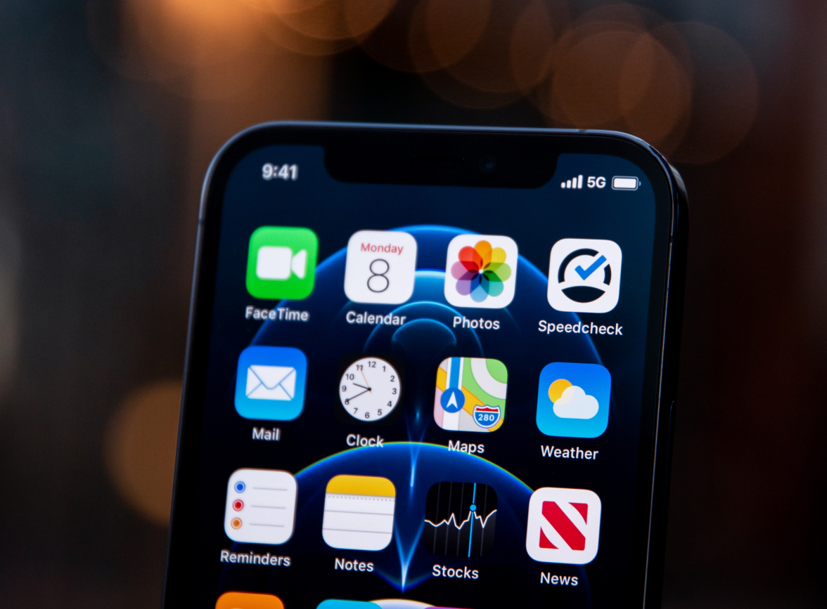 南岔苹果手机维修分享为什么 iPhone 12 在冬季会自动关机 